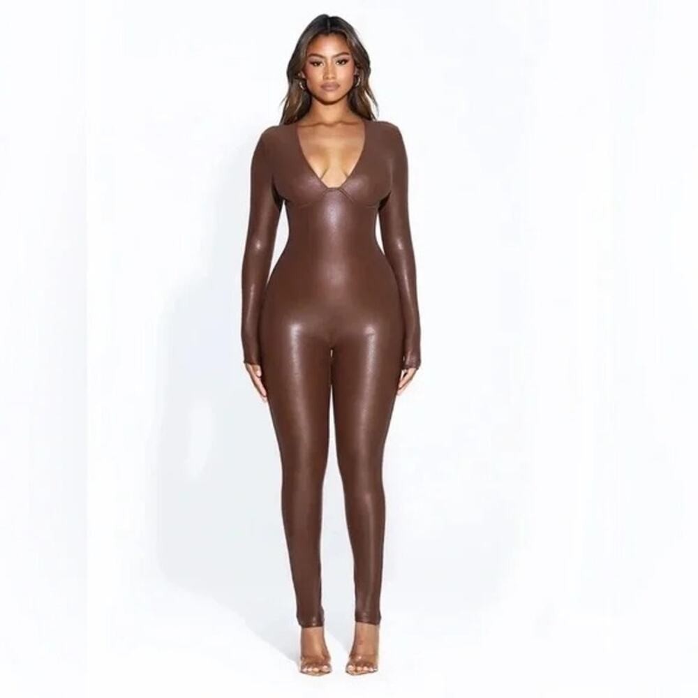 NWT Naked Wardrobe 'That Extra Drimp' Brown V-neck Jumpsuit Size Medium